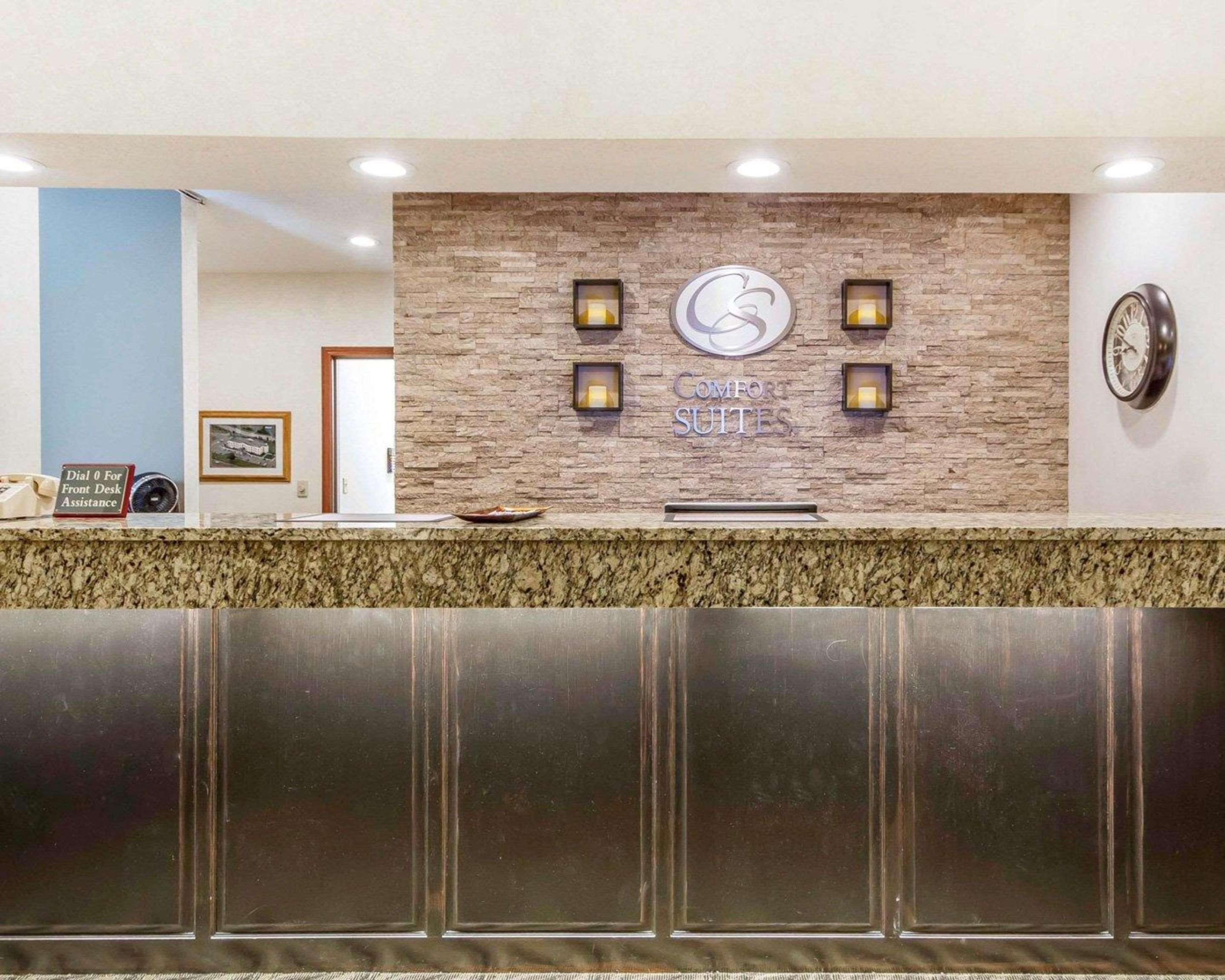 Comfort Suites Ramsey Bagian luar foto