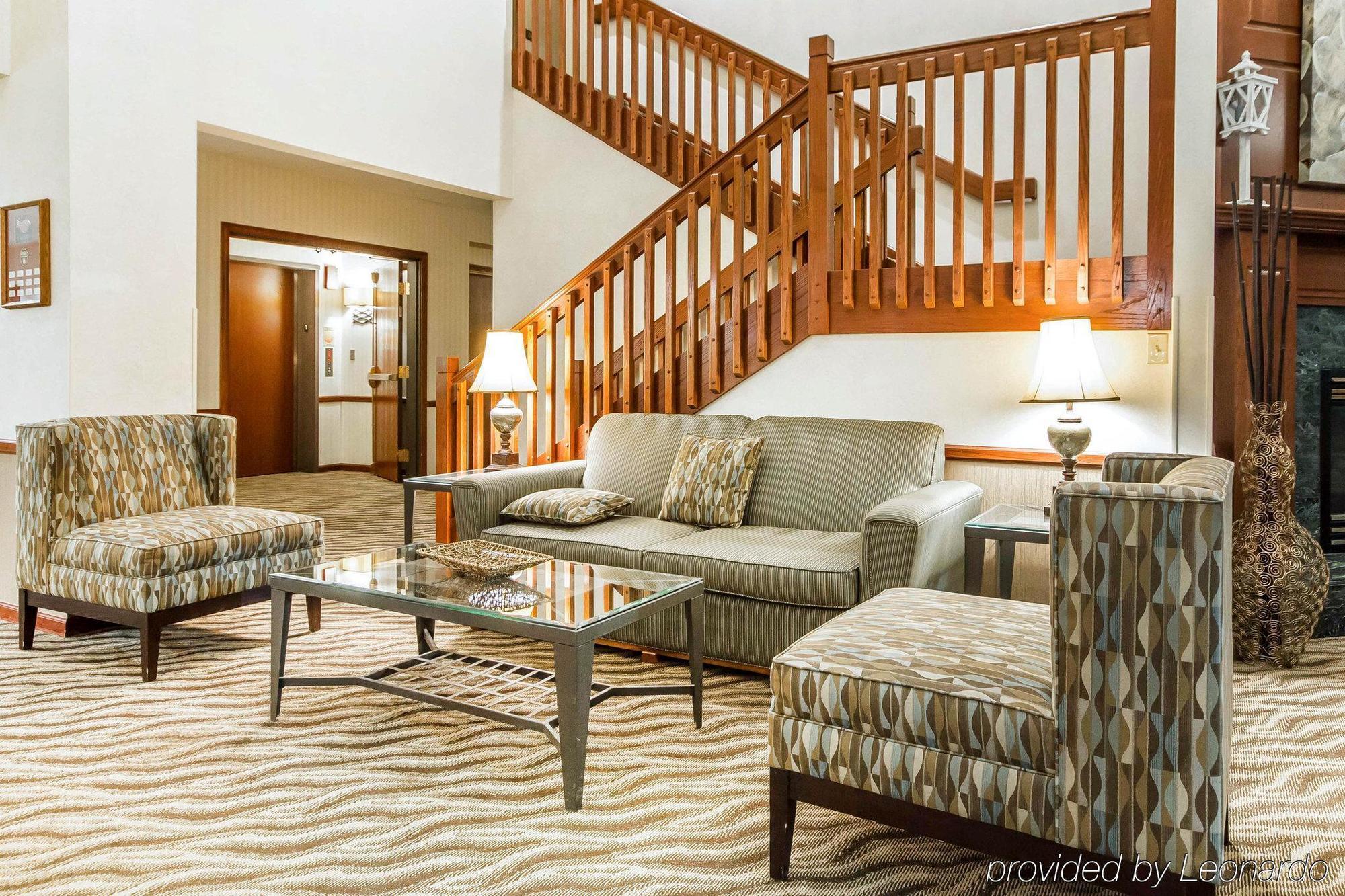 Comfort Suites Ramsey Bagian luar foto