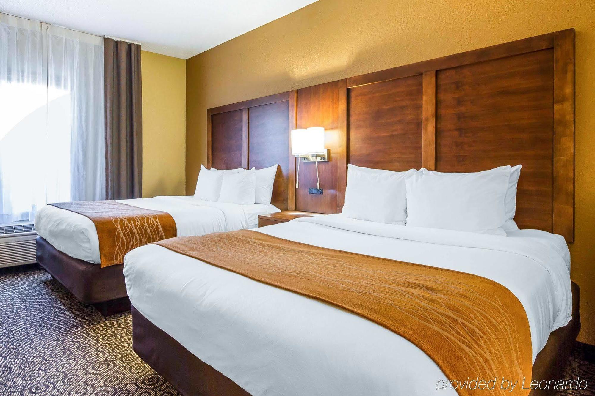 Comfort Suites Ramsey Bagian luar foto